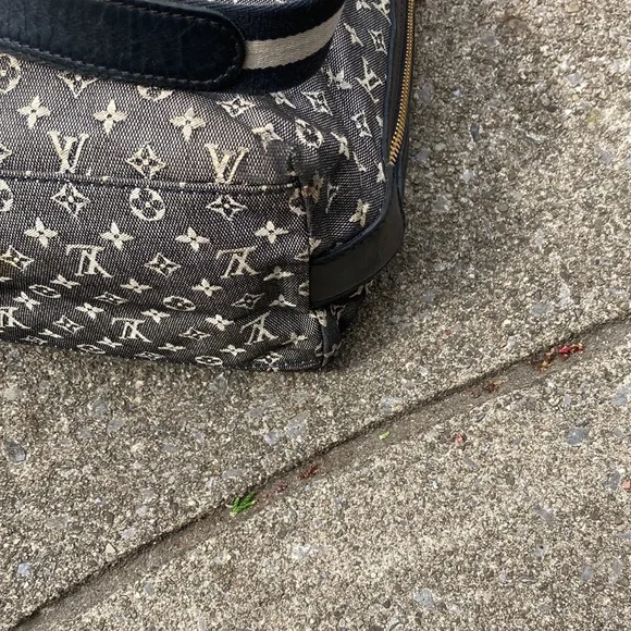 Louis Vuitton bag - Picture 4 of 12
